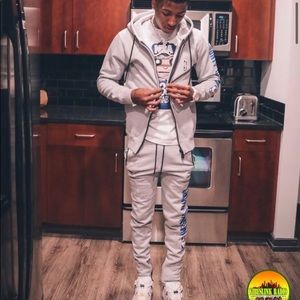 Meet your Posher, Tory